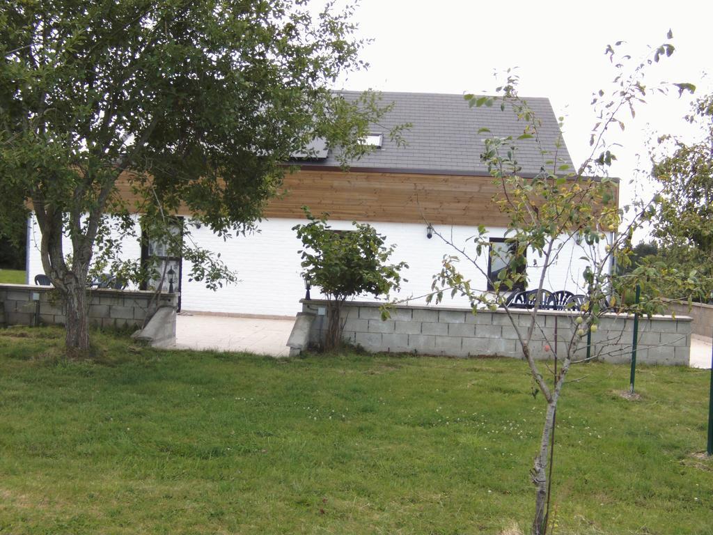 Gite Les Framboisiers Neufchâteau Værelse billede